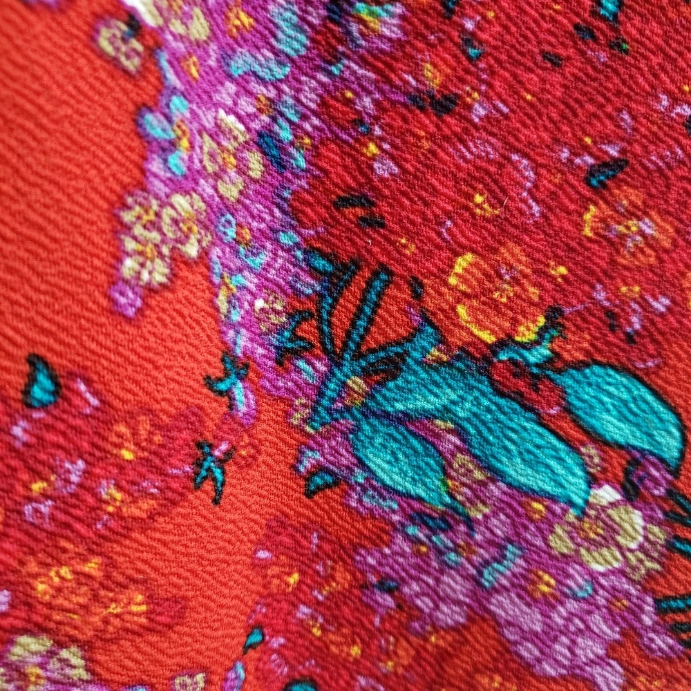 Stretchy Floral Pencil Skirt - Picture 2 of 4